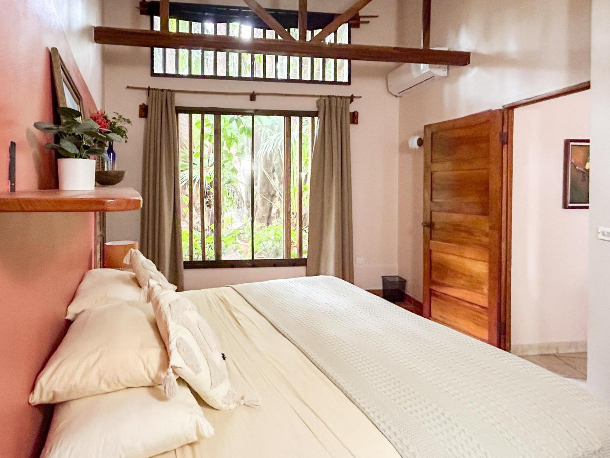Fenix Hotel - On The Beach Самара Экстерьер фото